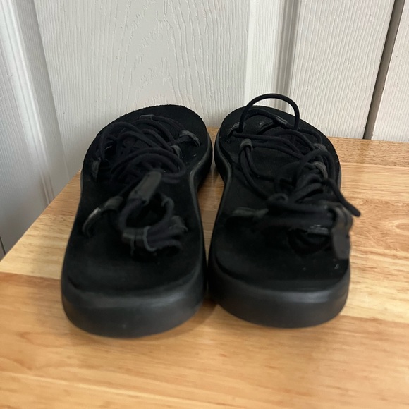 Teva Women's Voya Infinity Sandals - Picture 3 of 10